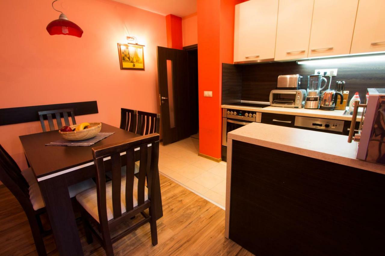 Modern Apartment In The Heart Of 비딘 외부 사진